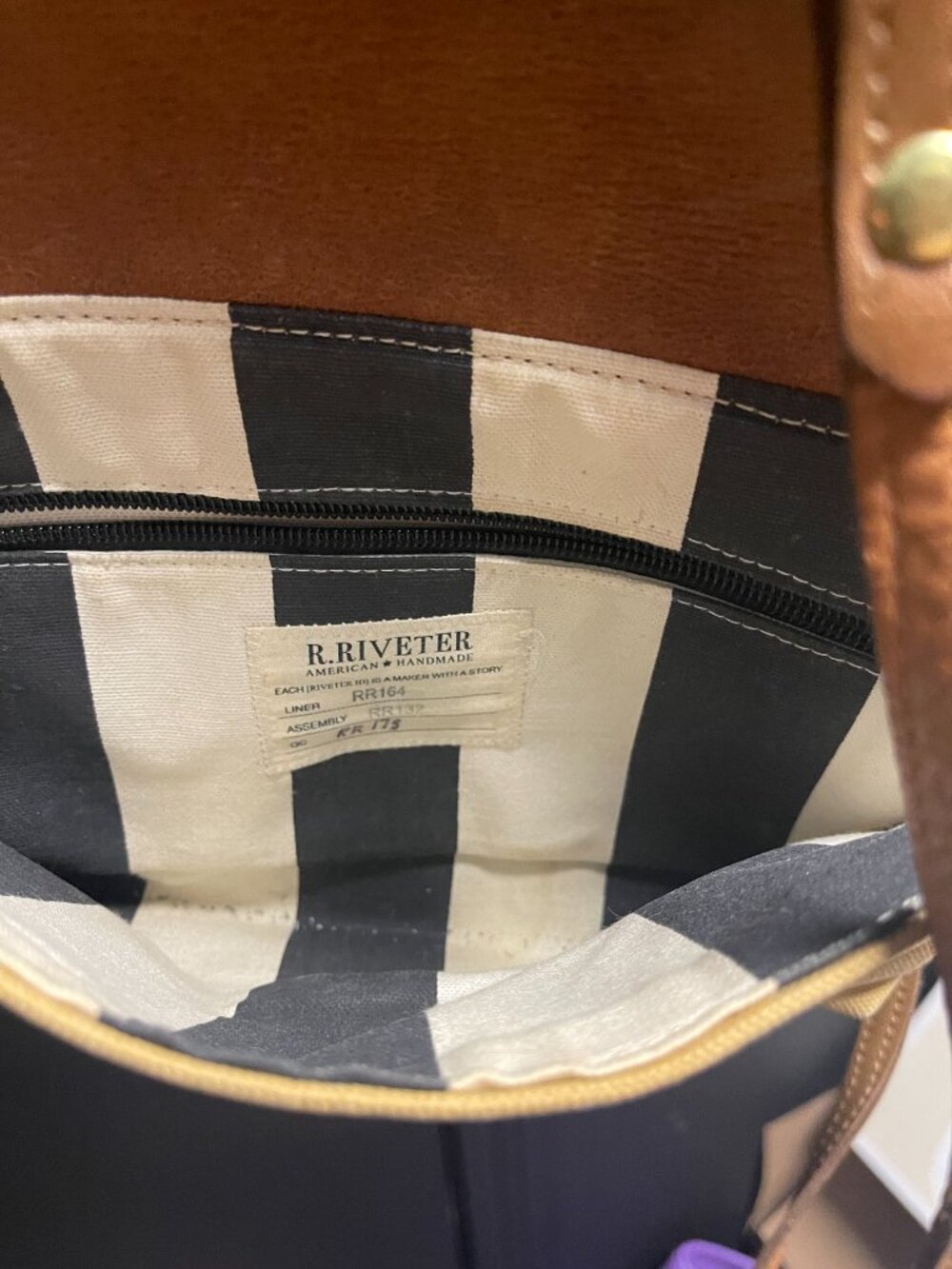 R. Riveter Cross body - Picture 4 of 5